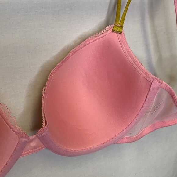 Victoria’s Secret Pink Floral Lace Sexy Lined Underwire Push-up Demi Bra Sz 34C - Picture 13 of 14